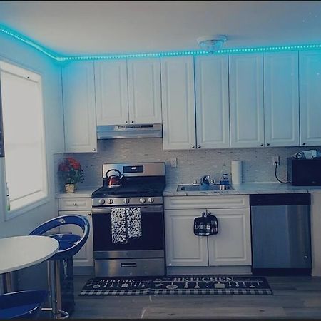 Townhouse Apartment In Oakland Gardens New York Kültér fotó